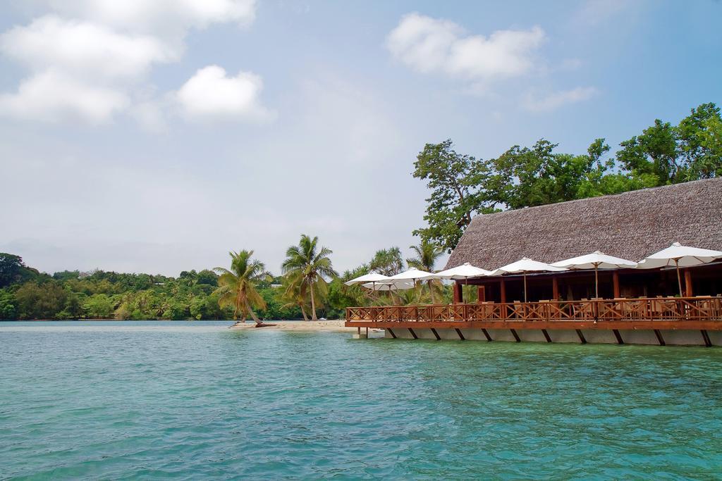 เอรากอร์ ไอส์แลนด์ รีสอร์ต Hotel พอร์ตวิลา ภายนอก รูปภาพ