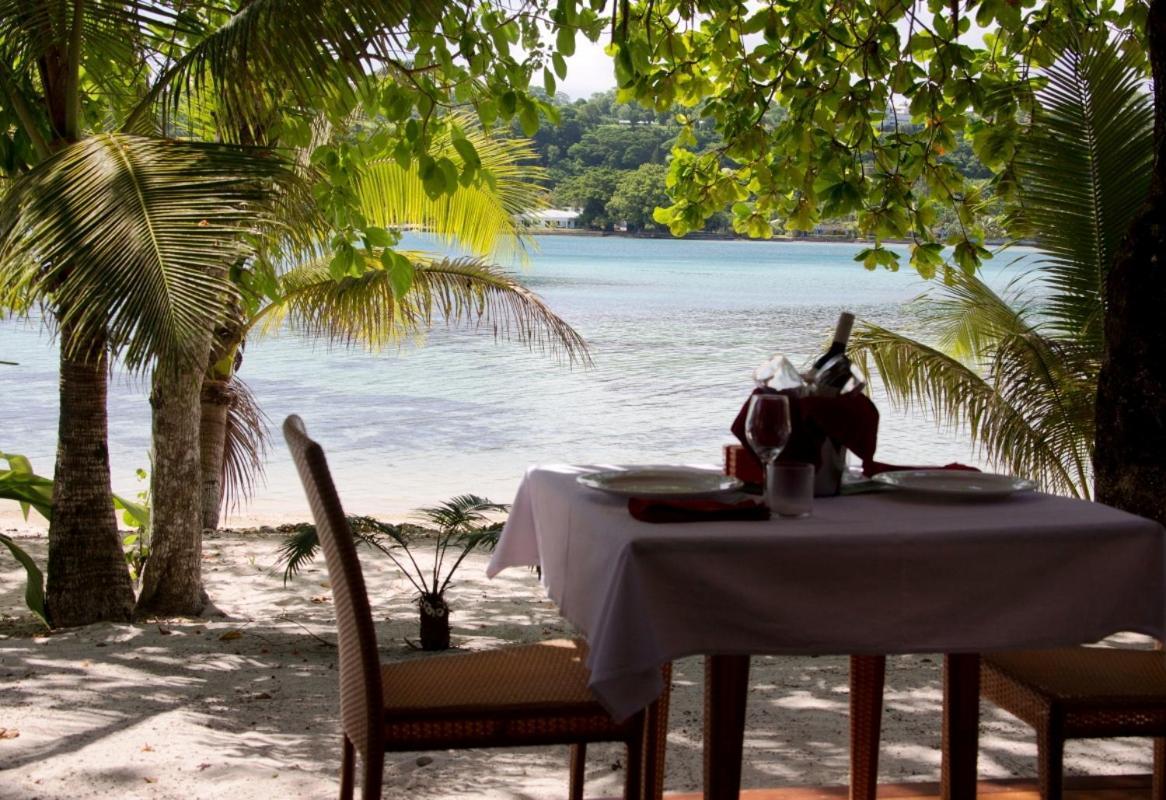 เอรากอร์ ไอส์แลนด์ รีสอร์ต Hotel พอร์ตวิลา ภายนอก รูปภาพ