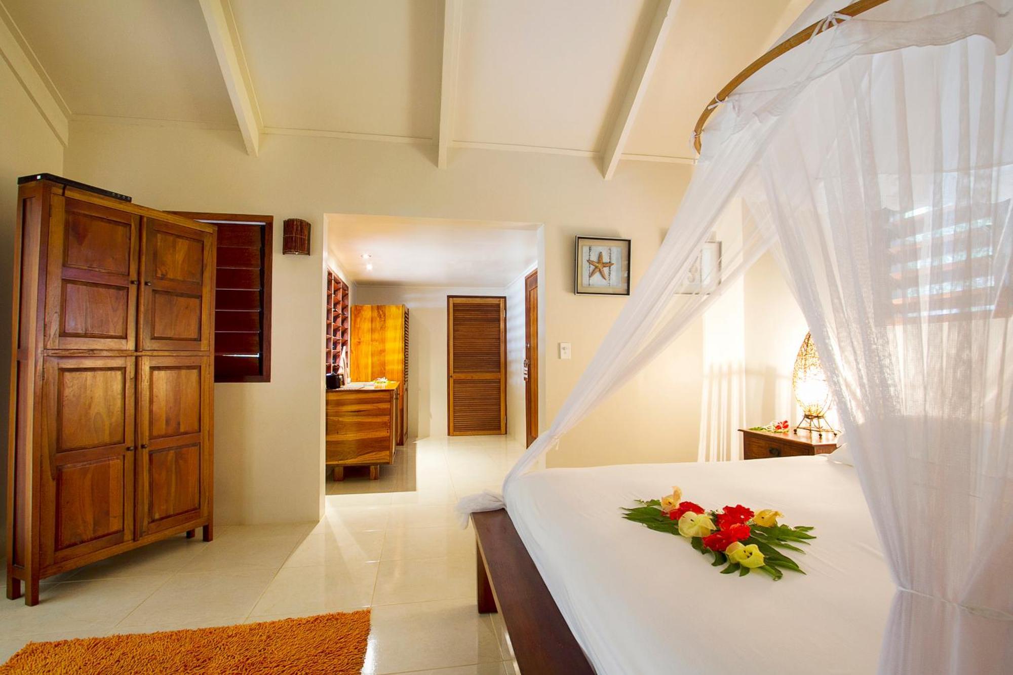 เอรากอร์ ไอส์แลนด์ รีสอร์ต Hotel พอร์ตวิลา ภายนอก รูปภาพ
