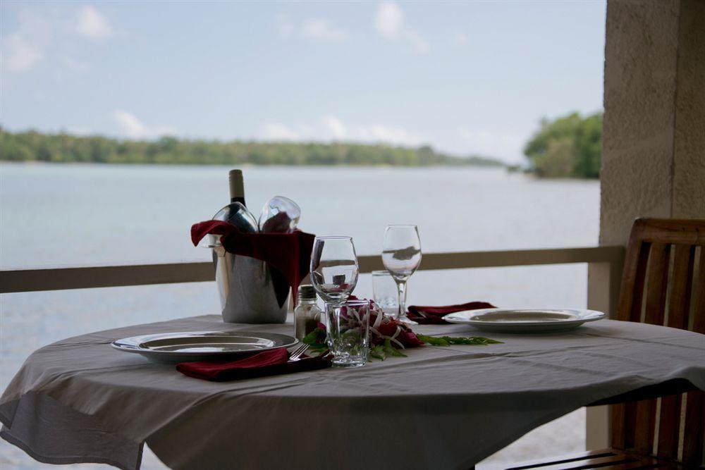 เอรากอร์ ไอส์แลนด์ รีสอร์ต Hotel พอร์ตวิลา ภายนอก รูปภาพ