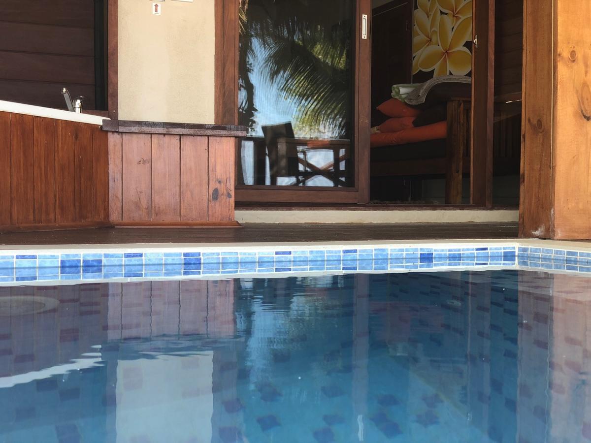 เอรากอร์ ไอส์แลนด์ รีสอร์ต Hotel พอร์ตวิลา ภายนอก รูปภาพ