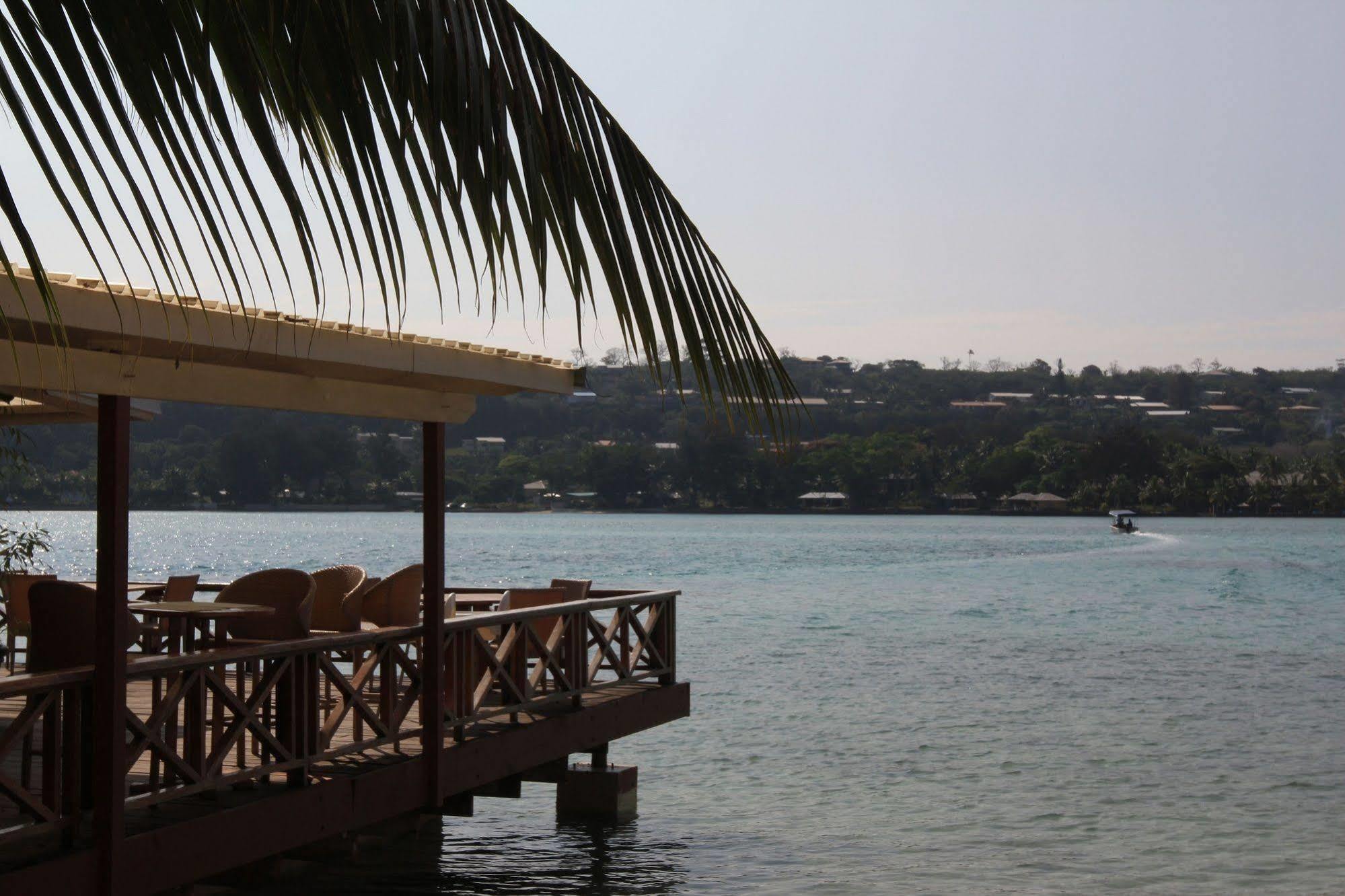 เอรากอร์ ไอส์แลนด์ รีสอร์ต Hotel พอร์ตวิลา ภายนอก รูปภาพ